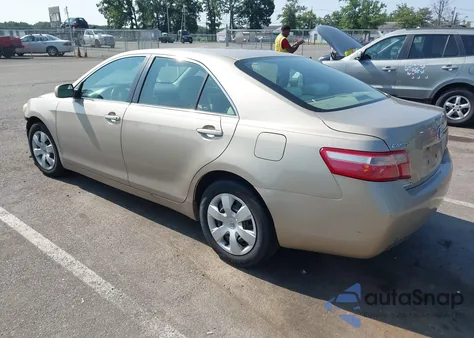 2009 Toyota Camry z USA, uszkodzony, nr VIN 4T1BE46K59U371991